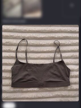 skims Seamless Brown Bralette with Adjustable Straps